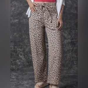 NWT, Khaki Leopard Printed Drawstring Waist Pocketed Wide Leg Jeans, 12 B73